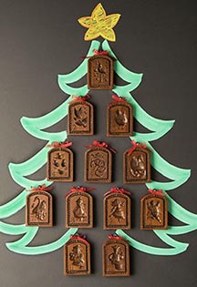 http://cookiecuttersearch.com/img/WhatsNewPhotos/HouseOnHill-treeofmolds.jpg